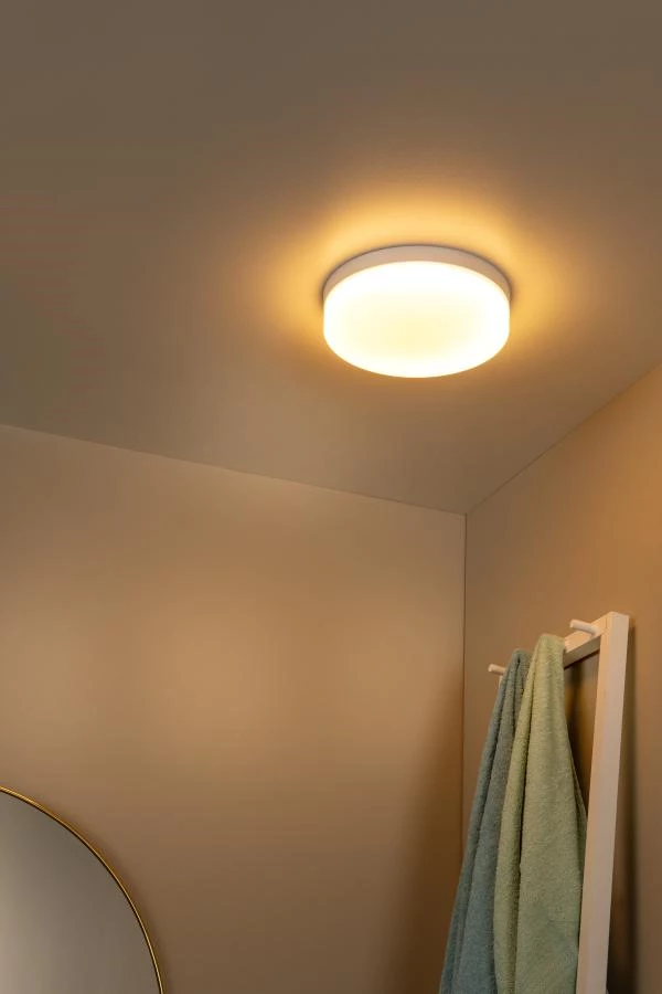 Lucide BISKIT - Flush ceiling light Bathroom - Ø 28 cm - LED - 1x18W 2700K - IP44 - Motion Sensor - White - atmosphere 1